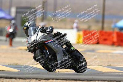 media/Apr-09-2022-SoCal Trackdays (Sat) [[c9e19a26ab]]/Turn 2 (1140am)/